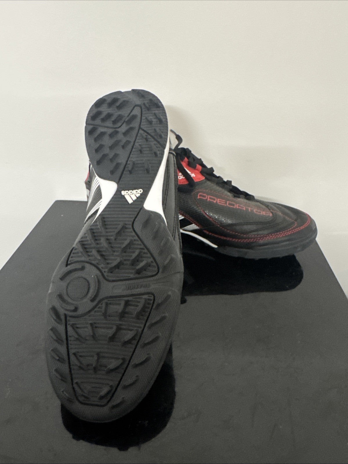 Adidas Predator Kinder Indoor Laufschuh Größe 39 1/3