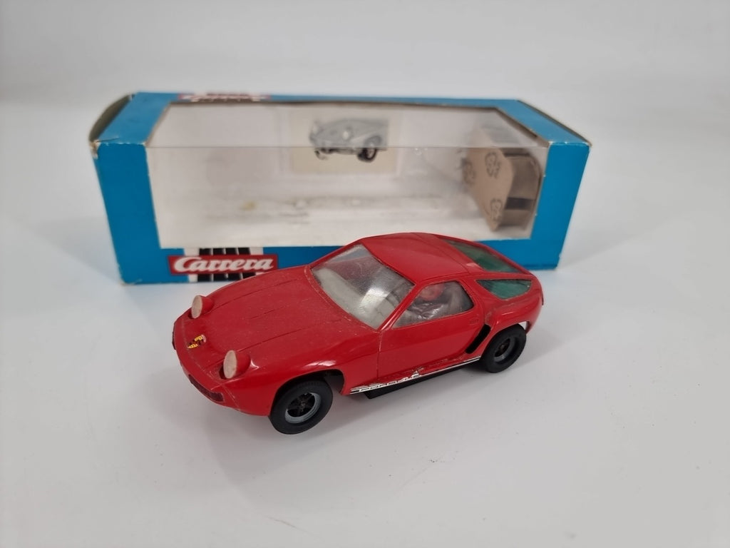 Carrera Universal Porsche 928  #40423 In OVP Riss Motorhaube