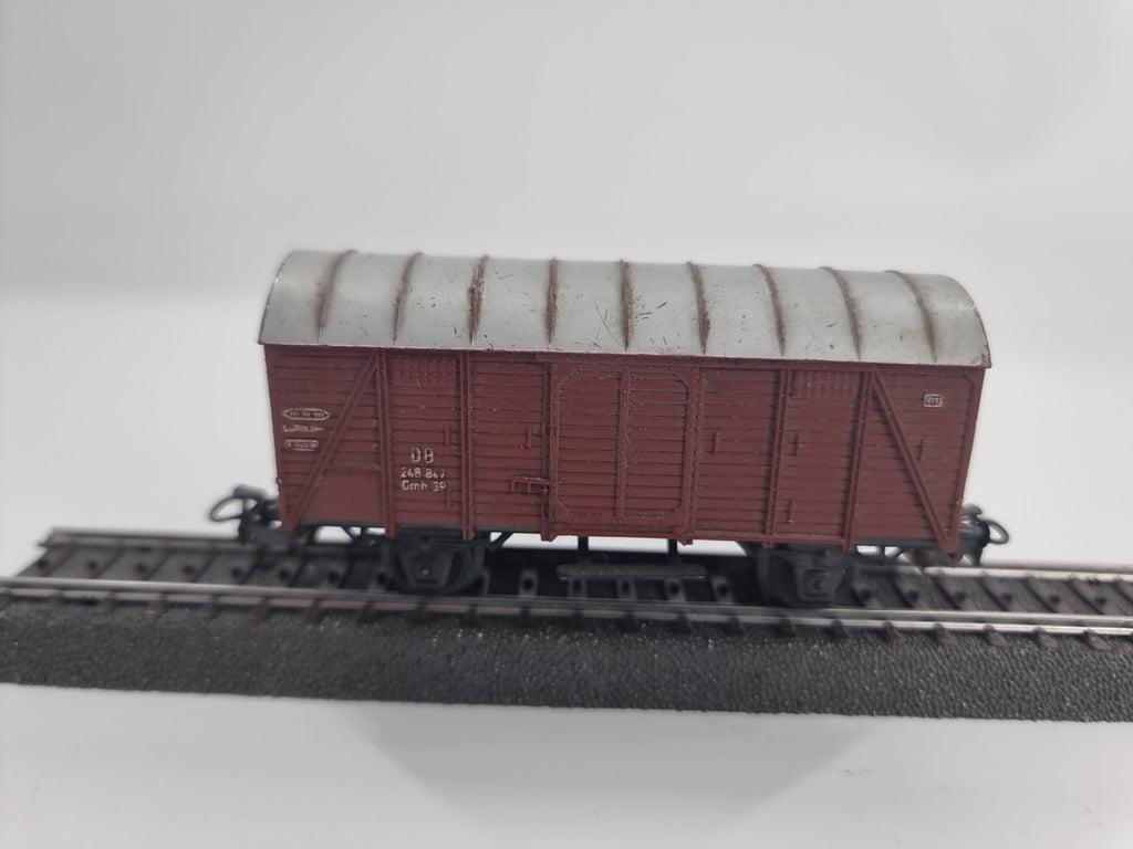 Märklin gedeckter Güterwagen - DB - 248  847 GmbH 39 - braun - H0 1:87