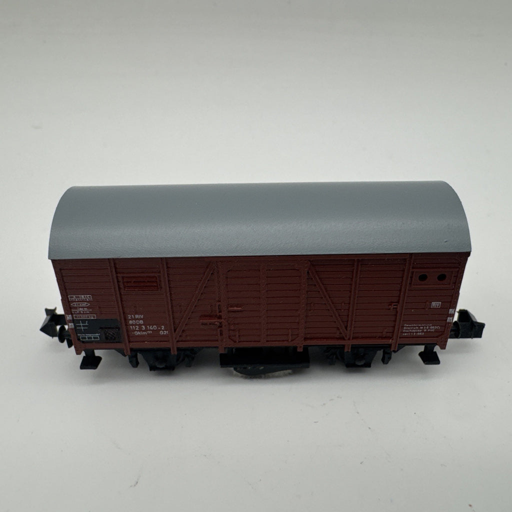 Minitrix n 13534 , Gedeckter Güterwagen, 21 80 112 3 140-2