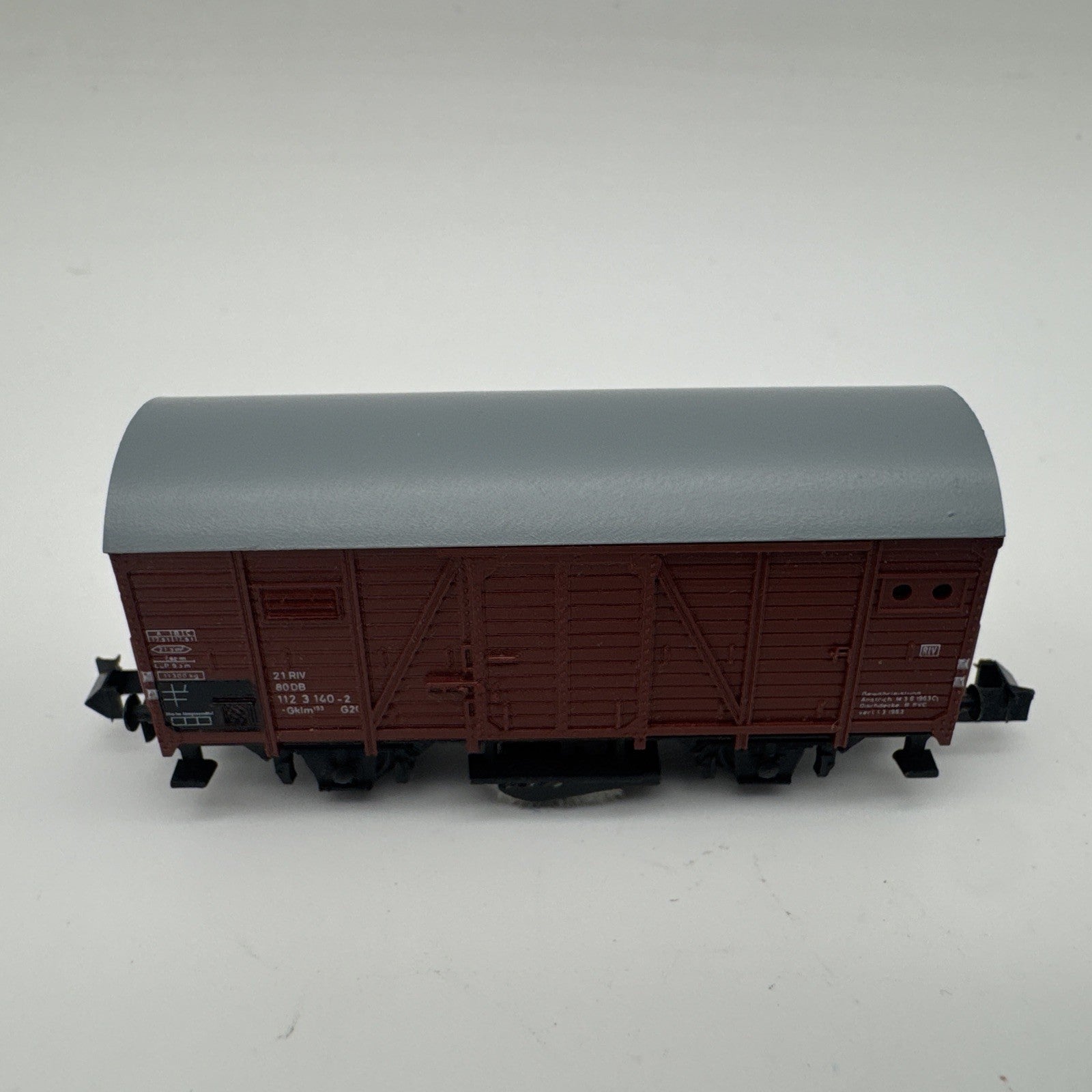 Minitrix n 13534 , Gedeckter Güterwagen, 21 80 112 3 140-2