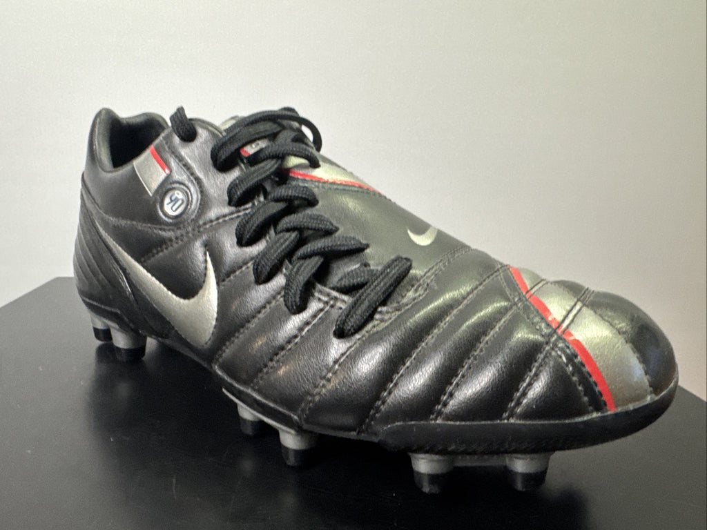 Nike Total 90 Gr. 40,5 Fußballschuh Shift Plus FG