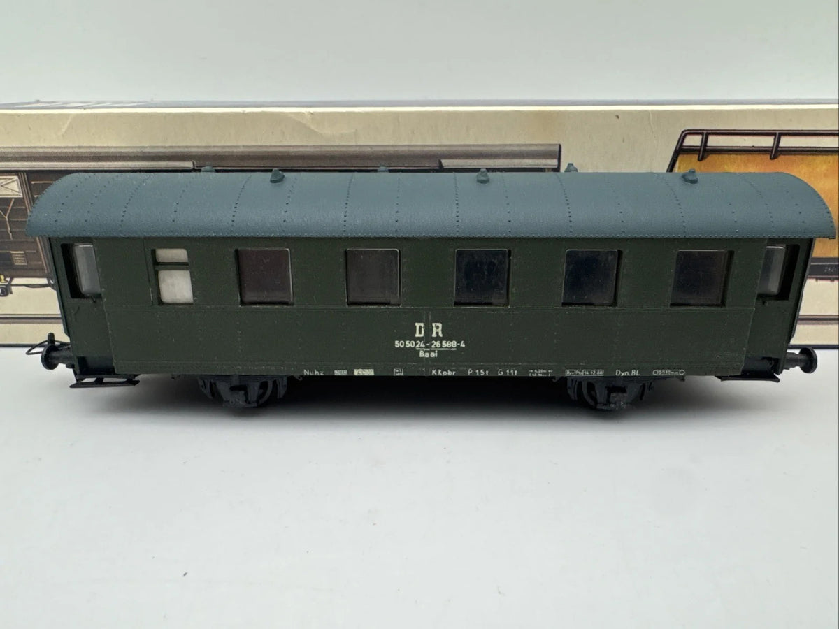 Piko H0 Personenwagen 505024 - 26588-4 - Baai - DR - grün H0 HO