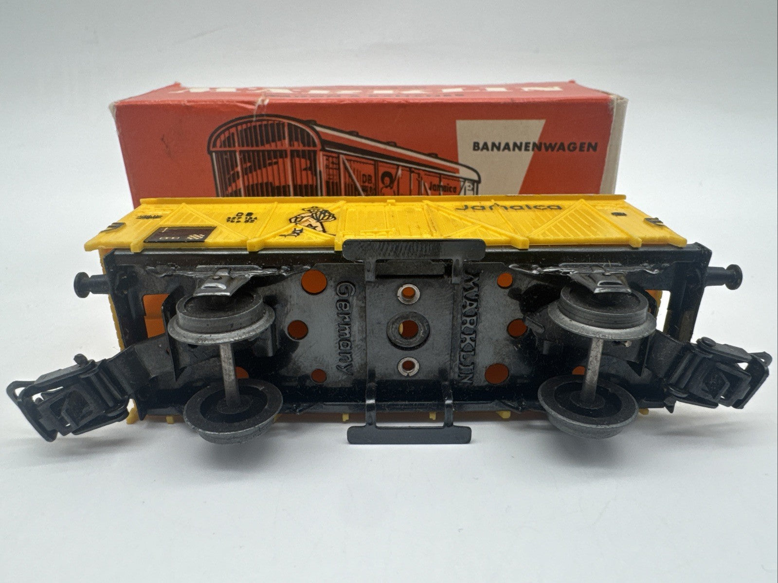 Märklin H0 4509 Güterwagen "Bananenwagen" - DB - in OVP