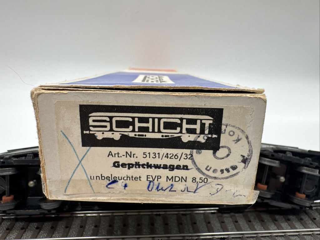Schicht H0 Gepäckwagen DR 621-038