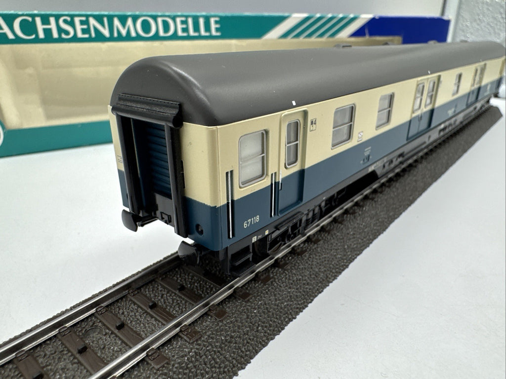 Sachsenmodelle Spur H0 1/87 Nr. 74559 Bahnpostwagen mrz DB KKK NEM OVP #239
