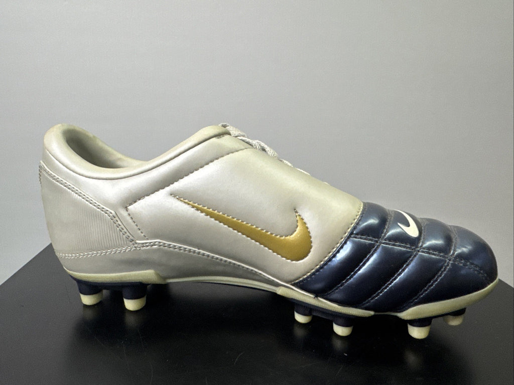 Nike Total 90 III FG Gr. 39 Fußballschuhe 