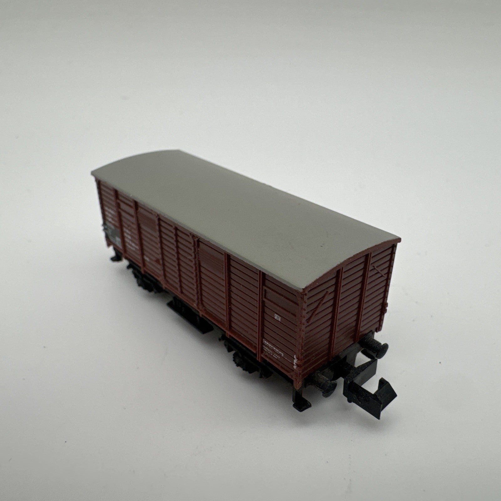 TRIX Spur N geschlossener Güterwagen der DB 112 3 141-1
