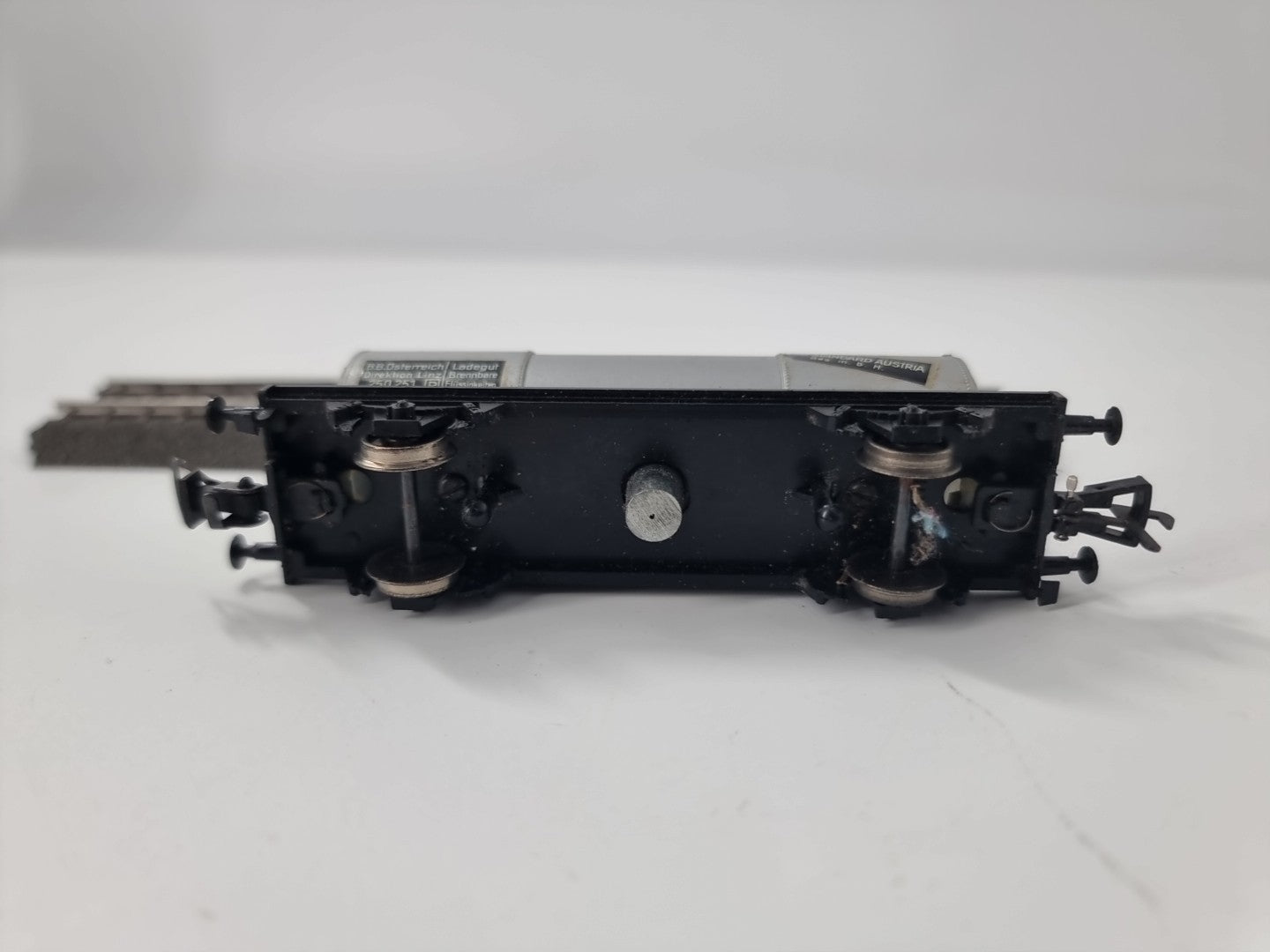 Liliput Gleisreinigungswagen ESSO Kesselwagen BB Österreich 250.251. H0