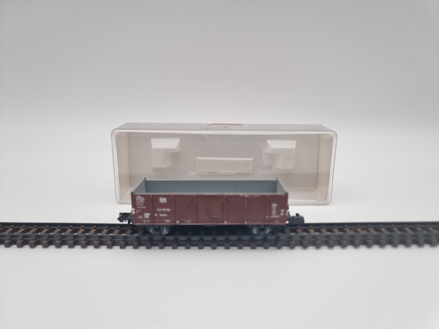 Fleischmann Spur N 8205 offener Güterwagen Hochbordwagen 884 262 DB braun In OVP
