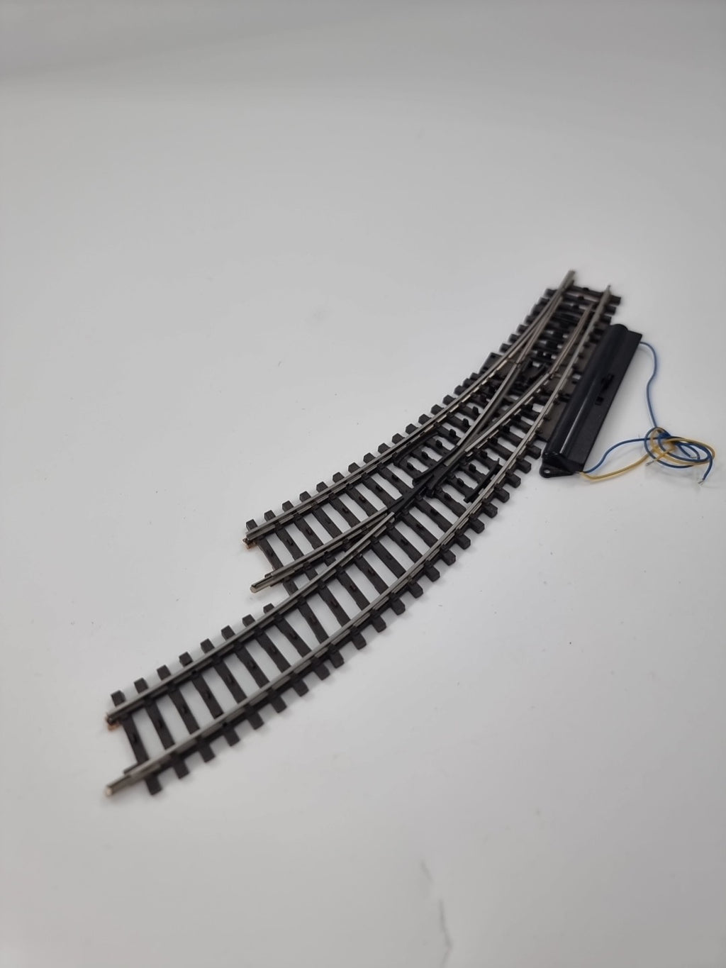 Märklin H0  2269  Bogenweiche rechts  mit Antrieb 7549  K-Gleis -geprüft-