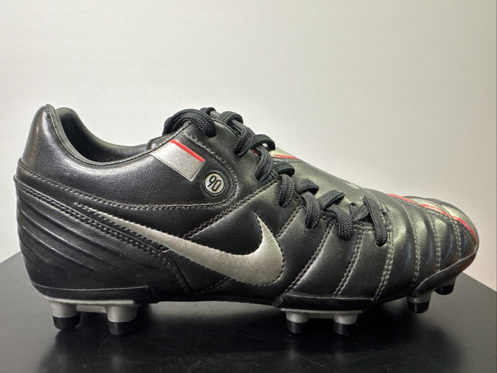 Nike Total 90 Gr. 42,5 Fußballschuh Shift Plus FG