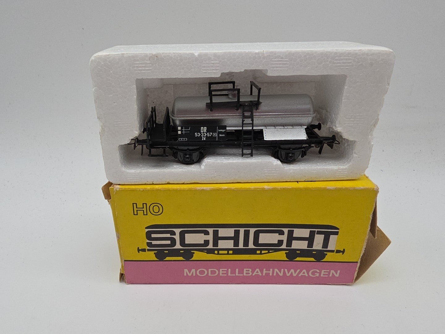Schicht VEB H0 426/104 Kesselwagen der DR Top Zustand in OVP (TM)