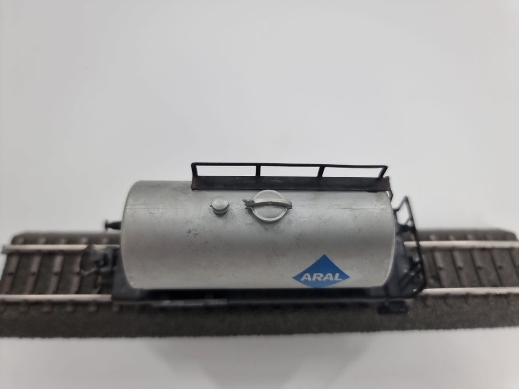 Märklin 00756-09 503 276 H0 Kesselwagen ARAL  Silber 
