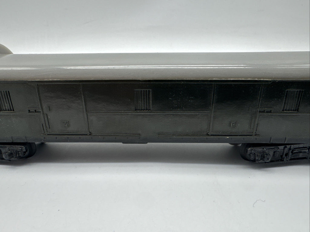 PIKO H0 Gepäckwagen DR 000213 Braun