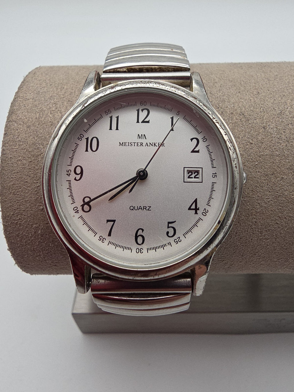 New Yorker Style in Damenarmbanduhr-Form, Mike Ellis - New York, silberfarben