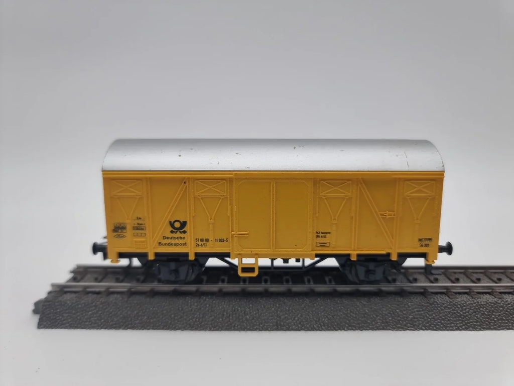 Märklin H0 Gedeckter Güterwagen Post 51 80 00-11 902-5 der DBP