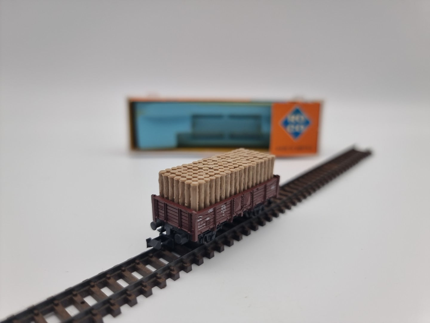 Roco 2313 Spur N Offener Güterwagen / Hochbordwagen, mit Holz beladen OVP