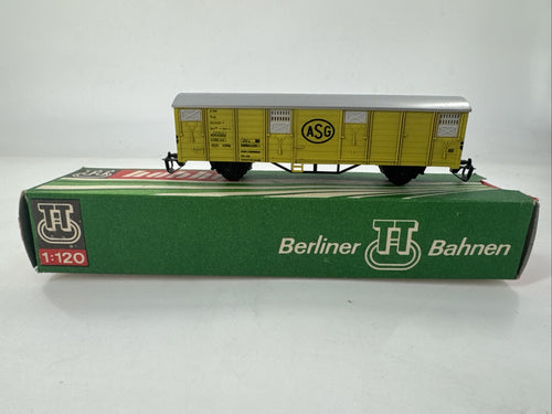 BTTB 4152 TT SJ gedeckter Güterwagen in gelb ASG/Top Zustand mit Metallräder