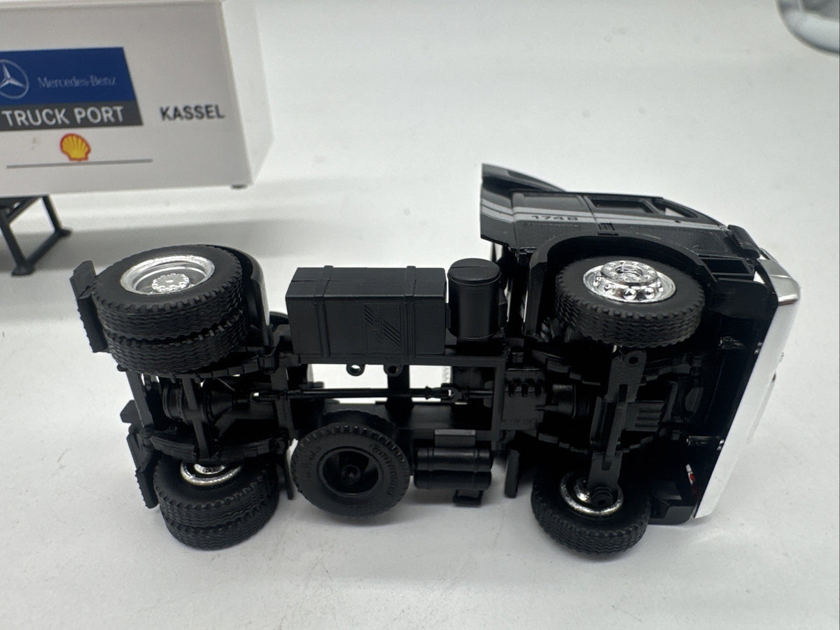 Mercedes Benz 1748 Kassel Truck Port   Herpa 1:87 #621