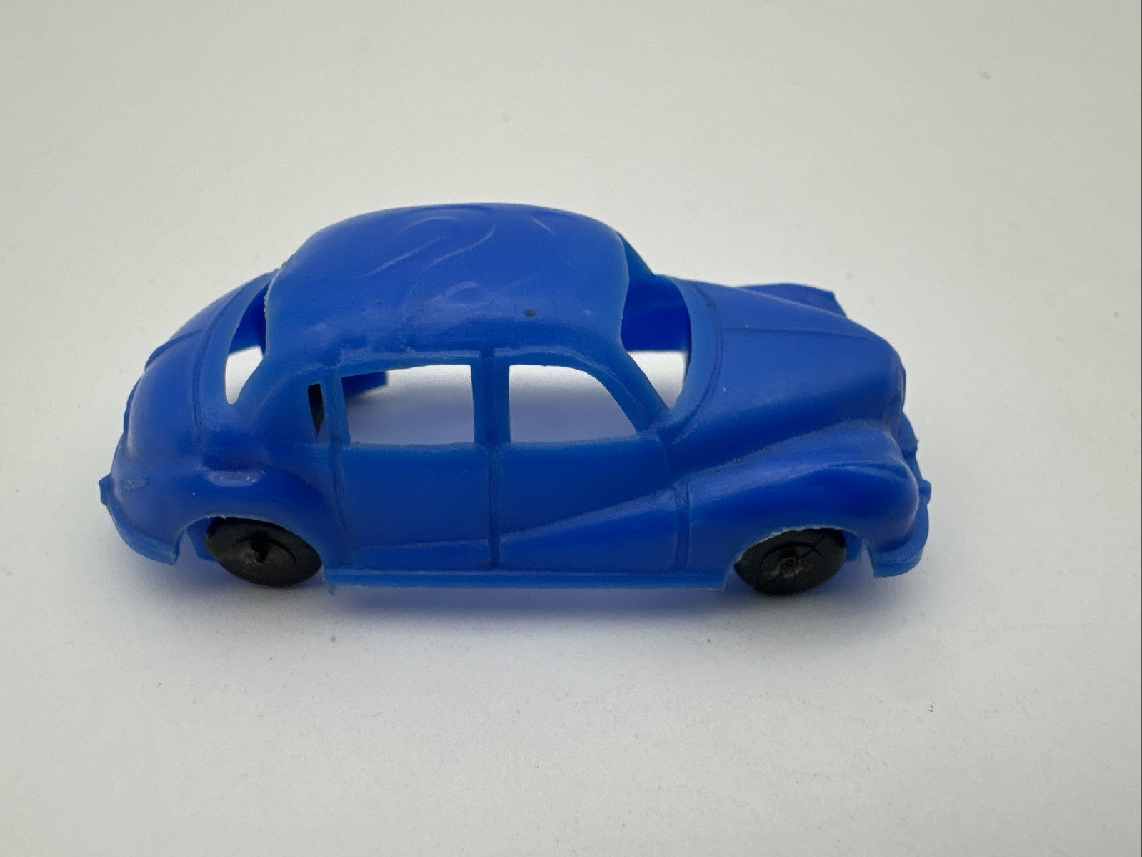 Vintage Groschenauto Plastik Rollachser Modellauto BMW 502 Barockengel 1:64
