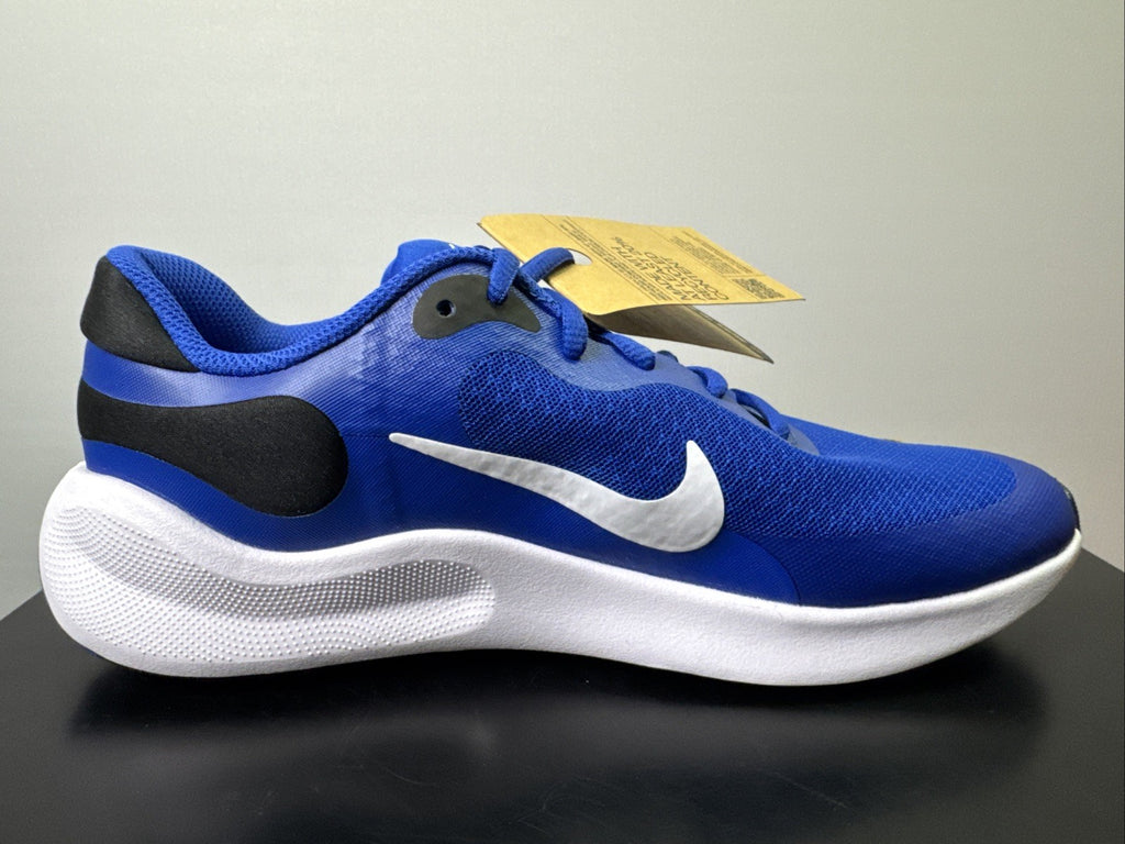 Nike Revolution 7 Gr. 40 Sneaker Unisex 