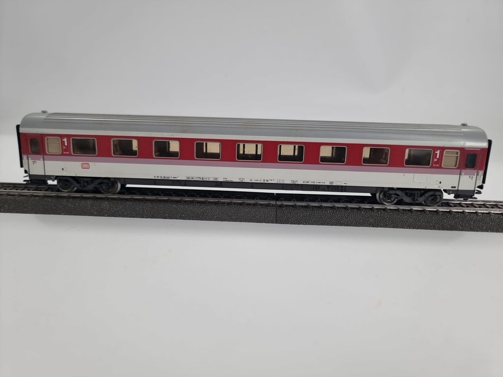 Märklin H0 4147 Reisezugwagen 61 80 19-90 549-5 Avmz der DB