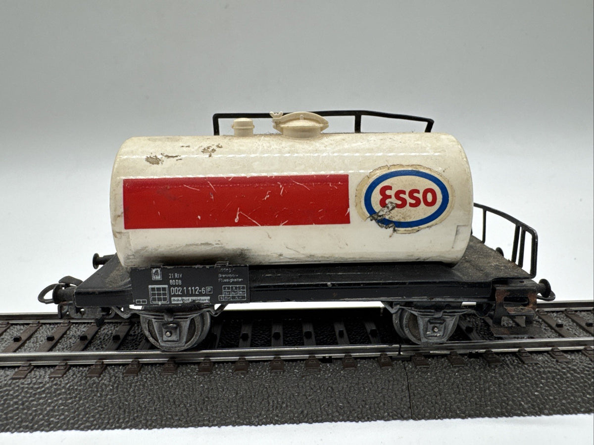 Märklin H0 4441 Mineralöl-Kesselwagen ESSO  Einheitskesselwagen der DB #578