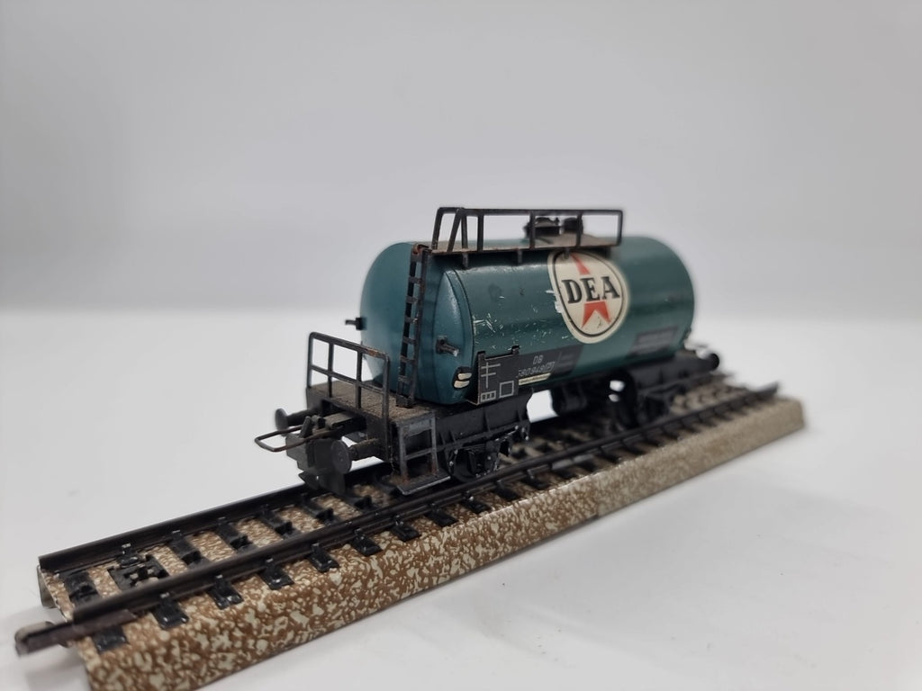 MINITRIX Trix 3233 Kesselwagen DEA H0