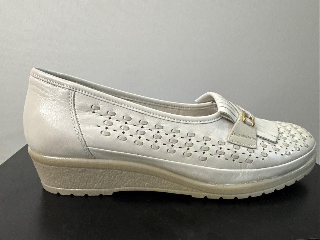 Ara Pumps Gr. 8 Weiß Leder Absatzschuh