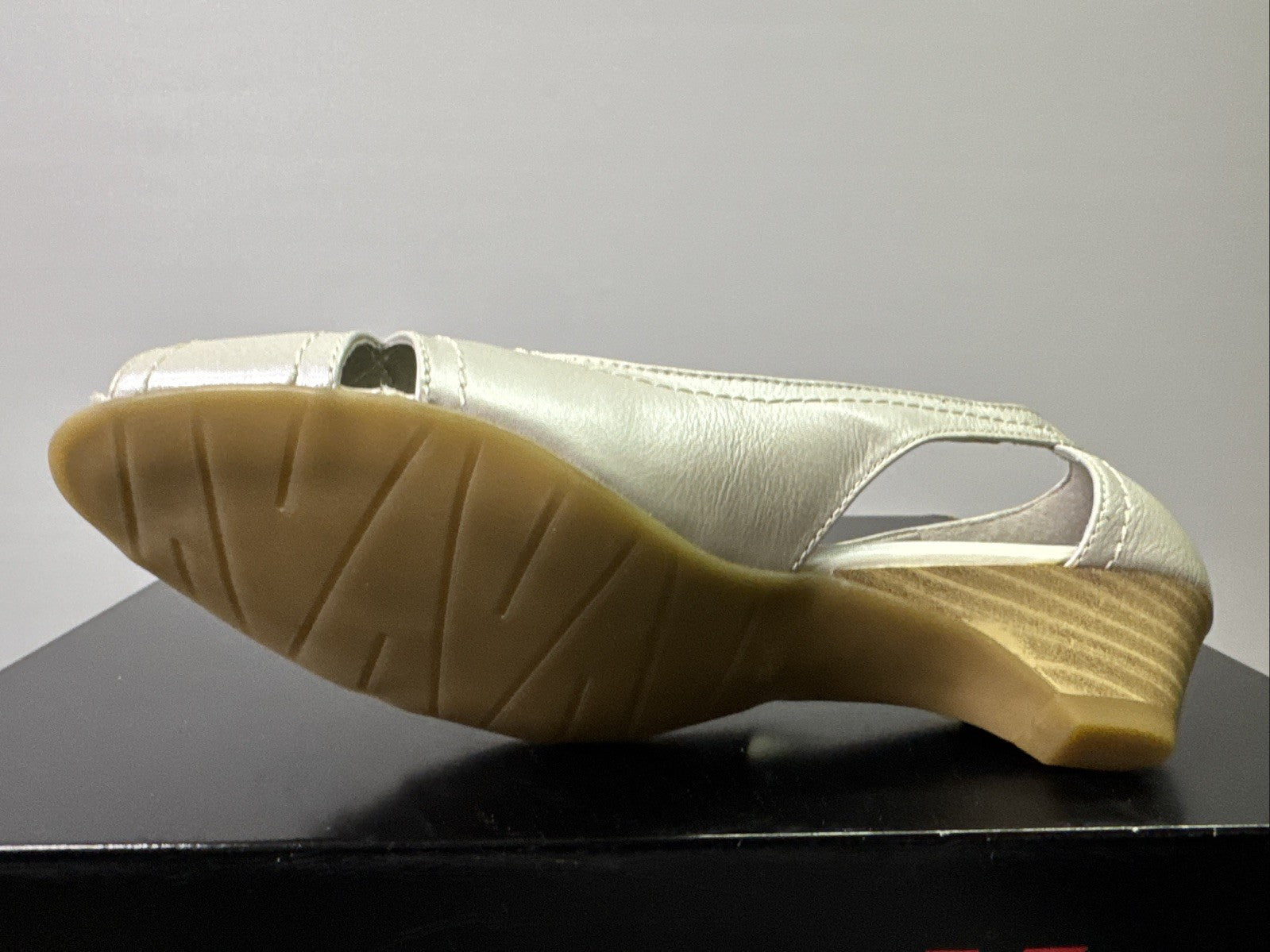 Jana Pumps  Gr. 4,5 Leder Weiß Damen Absatzschuh