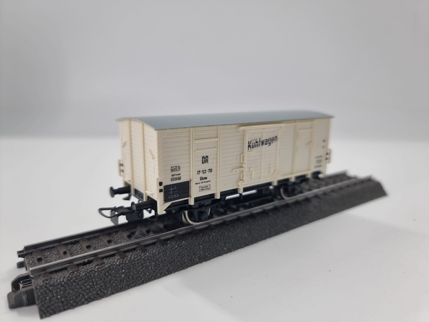 Piko Güterwagen Kühlwagen 17-52-70 DR H0