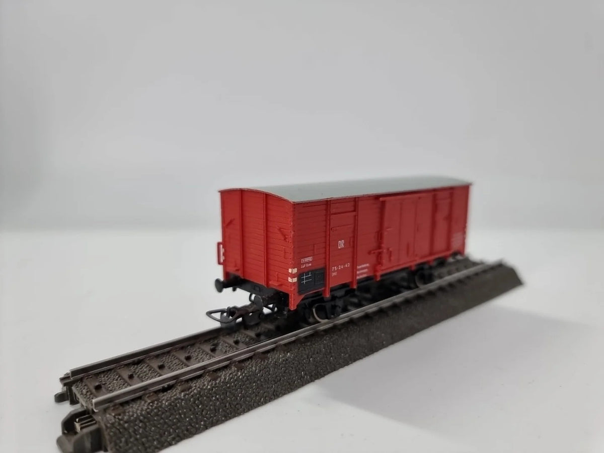 Piko H0 54029 gedeckter Güterwagen rot Viehverschlagwagen 75-24-43 DRG