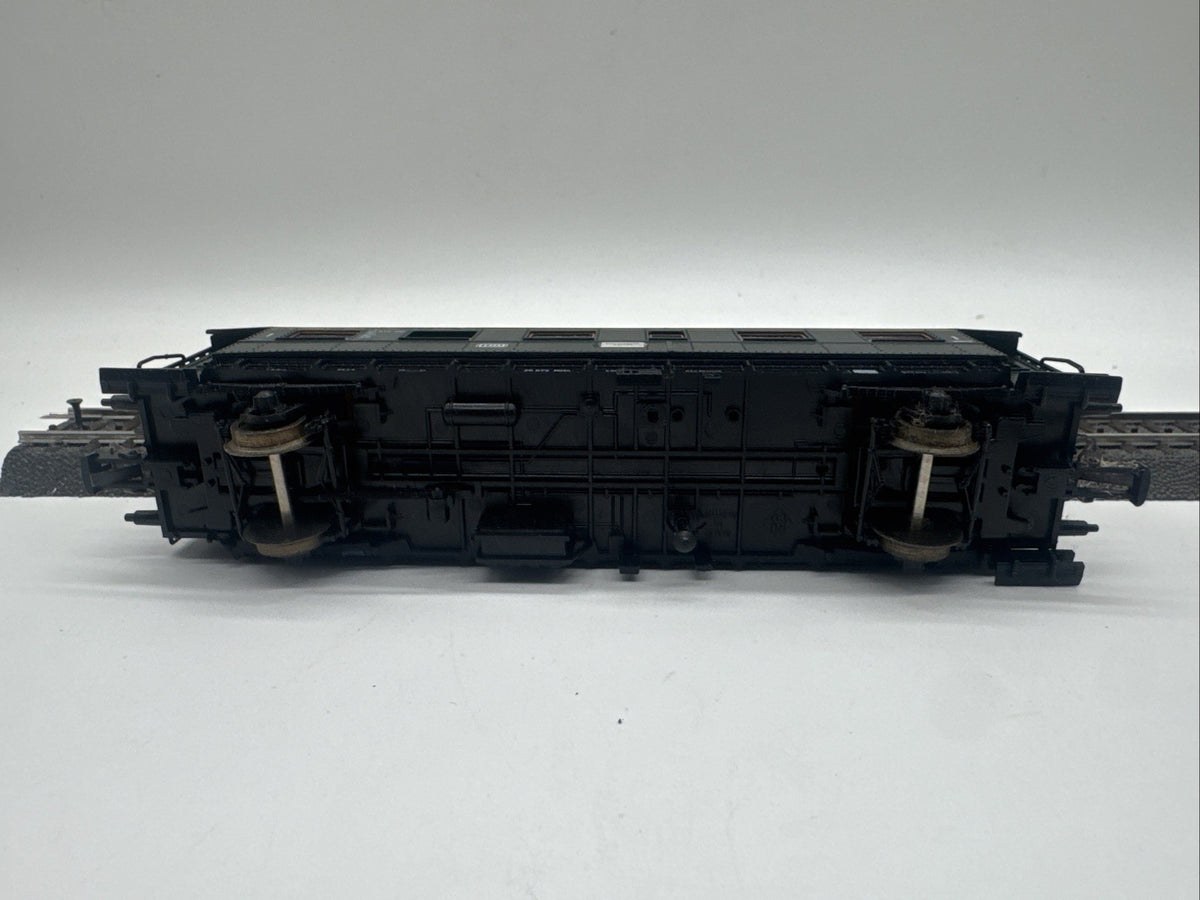Roco H0 4203 Personenwagen Donnerbüchse 1. Klasse 28 672 Köl grün DB AC #762