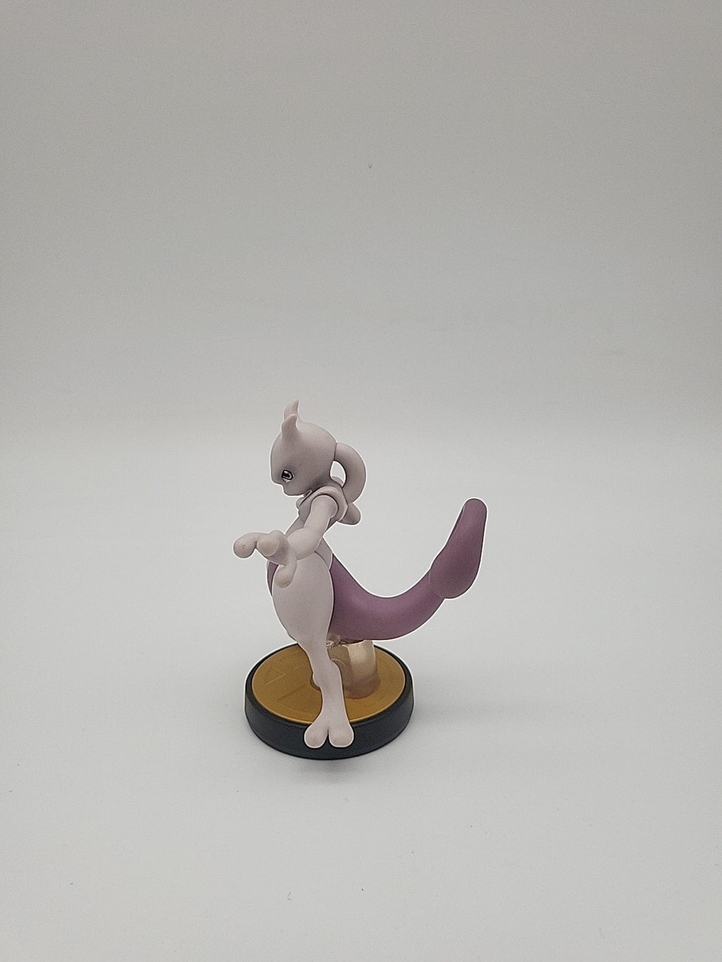 AMIIBO       - SUPER SMASH BROS -      MEWTWO           MINT !