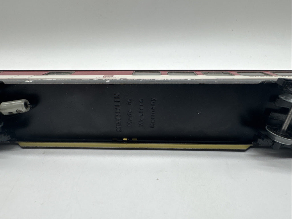 Märklin H0 Speisewagen DB 51 80 88-80 233-6 rot beige Beleuchtet #372