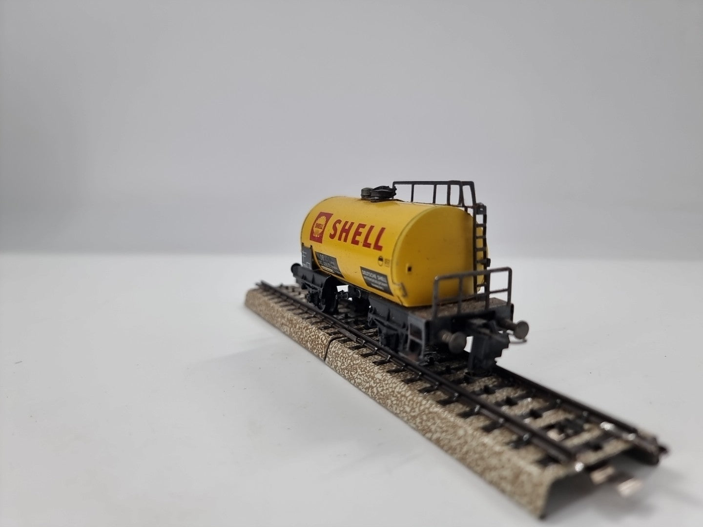 Trix Express 3427 Spur H0 Kesselwagen SHELL, DB,Blech