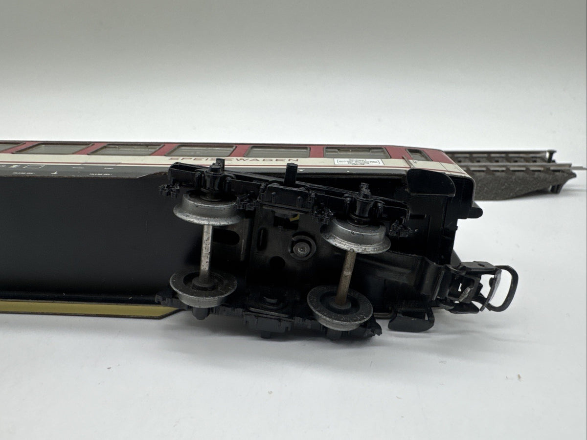 Märklin H0, Speisewagen 51 80 88- 80 233-6, Komplett aus Metall #548