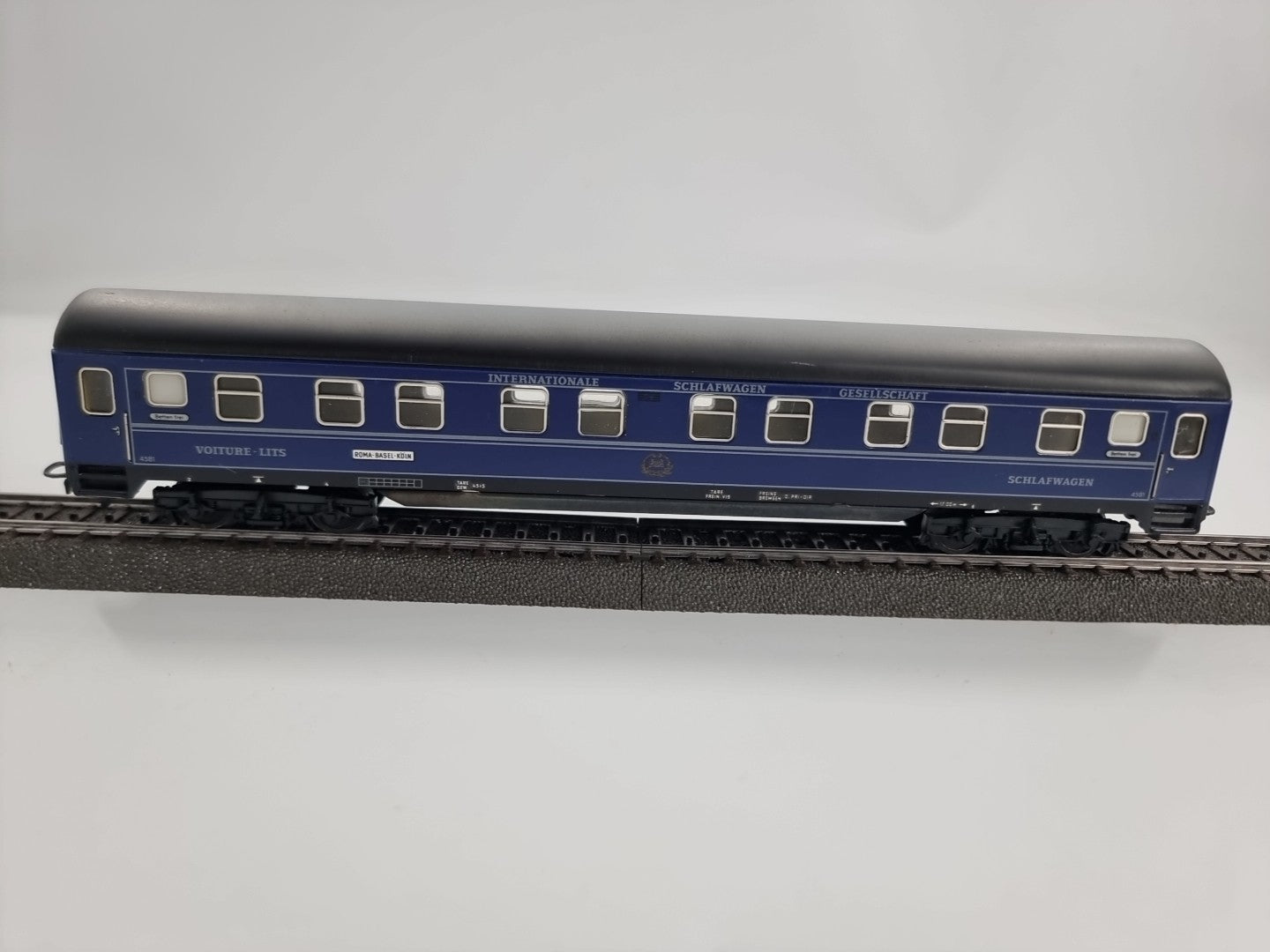 Märklin H0 4029 intern. Schlafwagen / Roma-Basel-Köln 