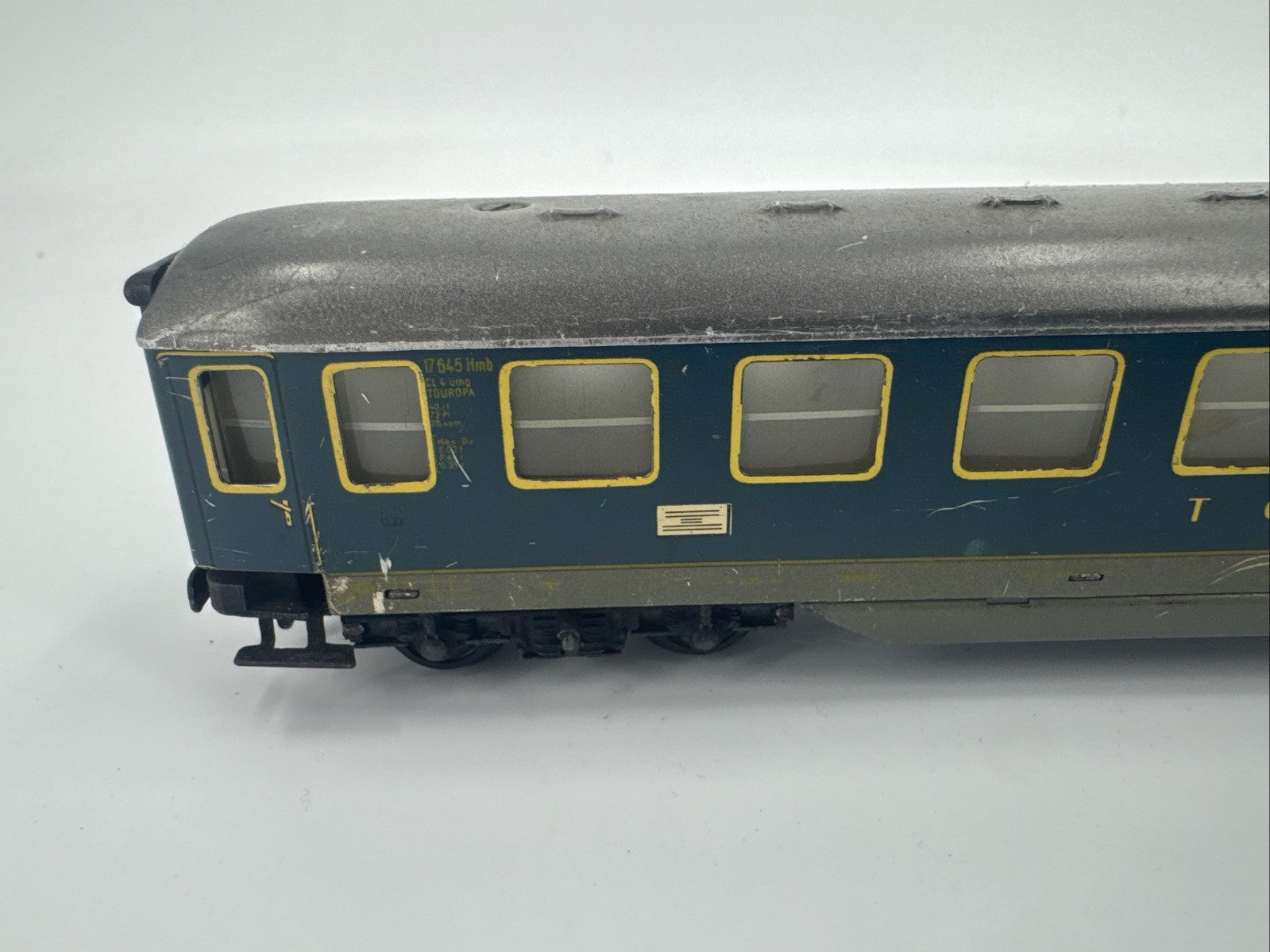 1:87  HO  Personenwagen/Abteilwagen "Touropa"  Trix Express - gebraucht