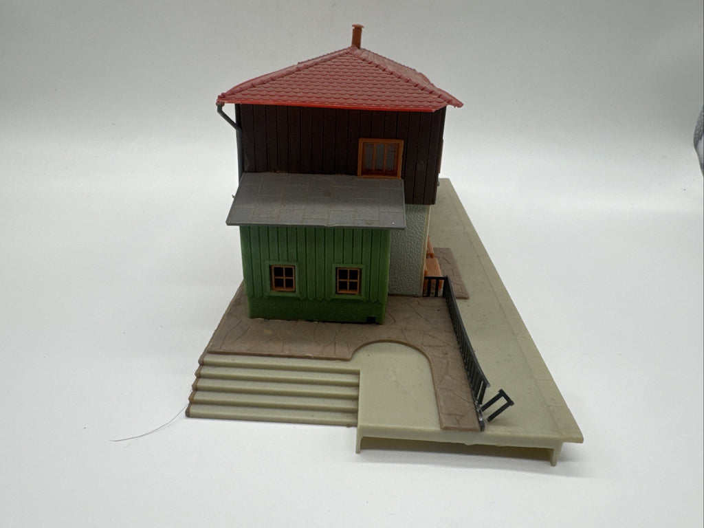 Faller H0 B96 Gebäude Bahnhof "Holzhausen"