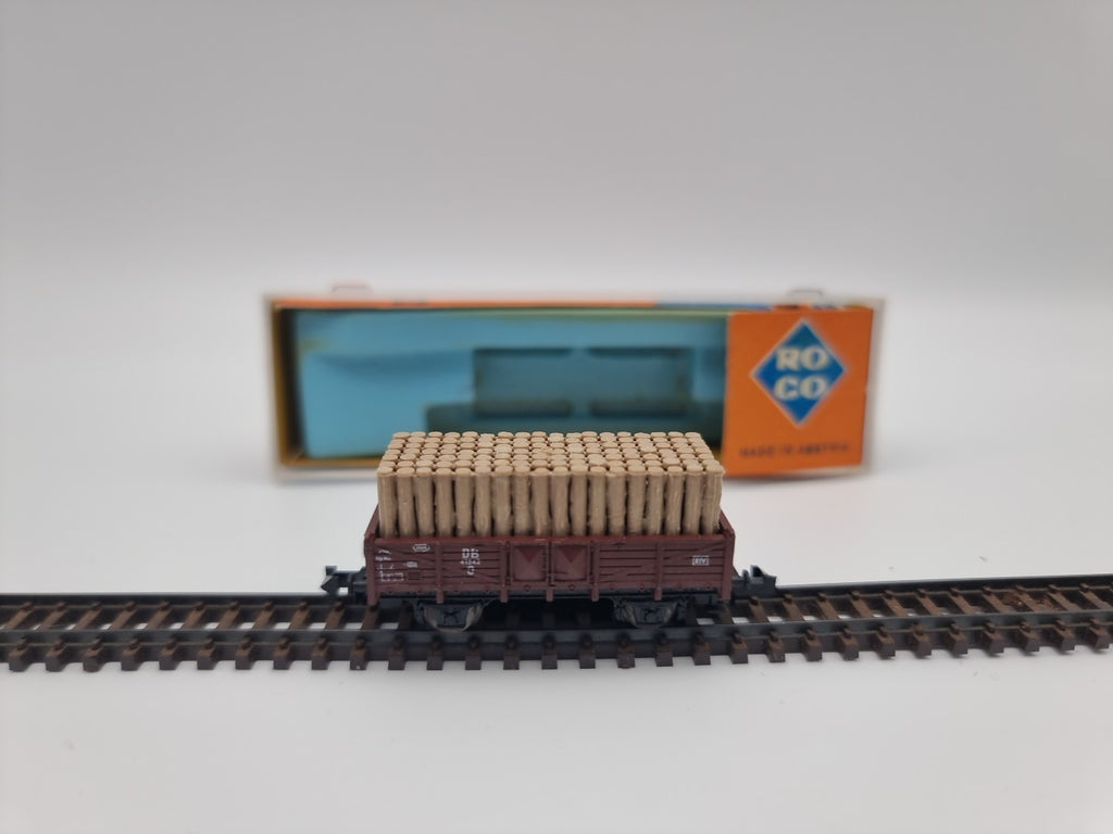 Roco 2313 Spur N Offener Güterwagen / Hochbordwagen, mit Holz beladen OVP