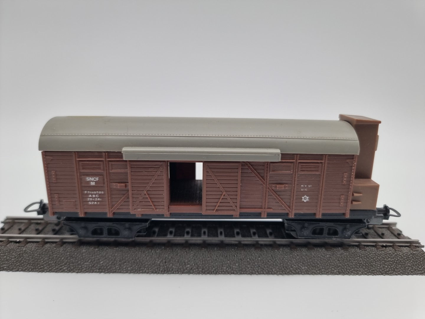 H0 Lima 303105L ged. Güterwagen SNCF F 1160106