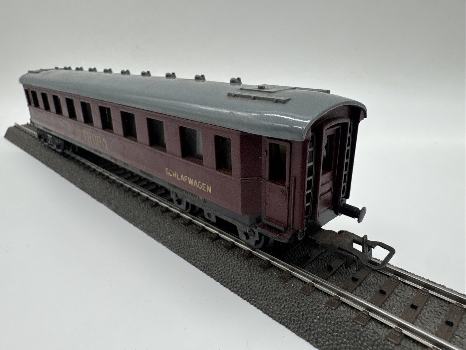 Piko H0 Schlafwagen MITROPA Personenwagen DR dunkelrot 1:87 # 63