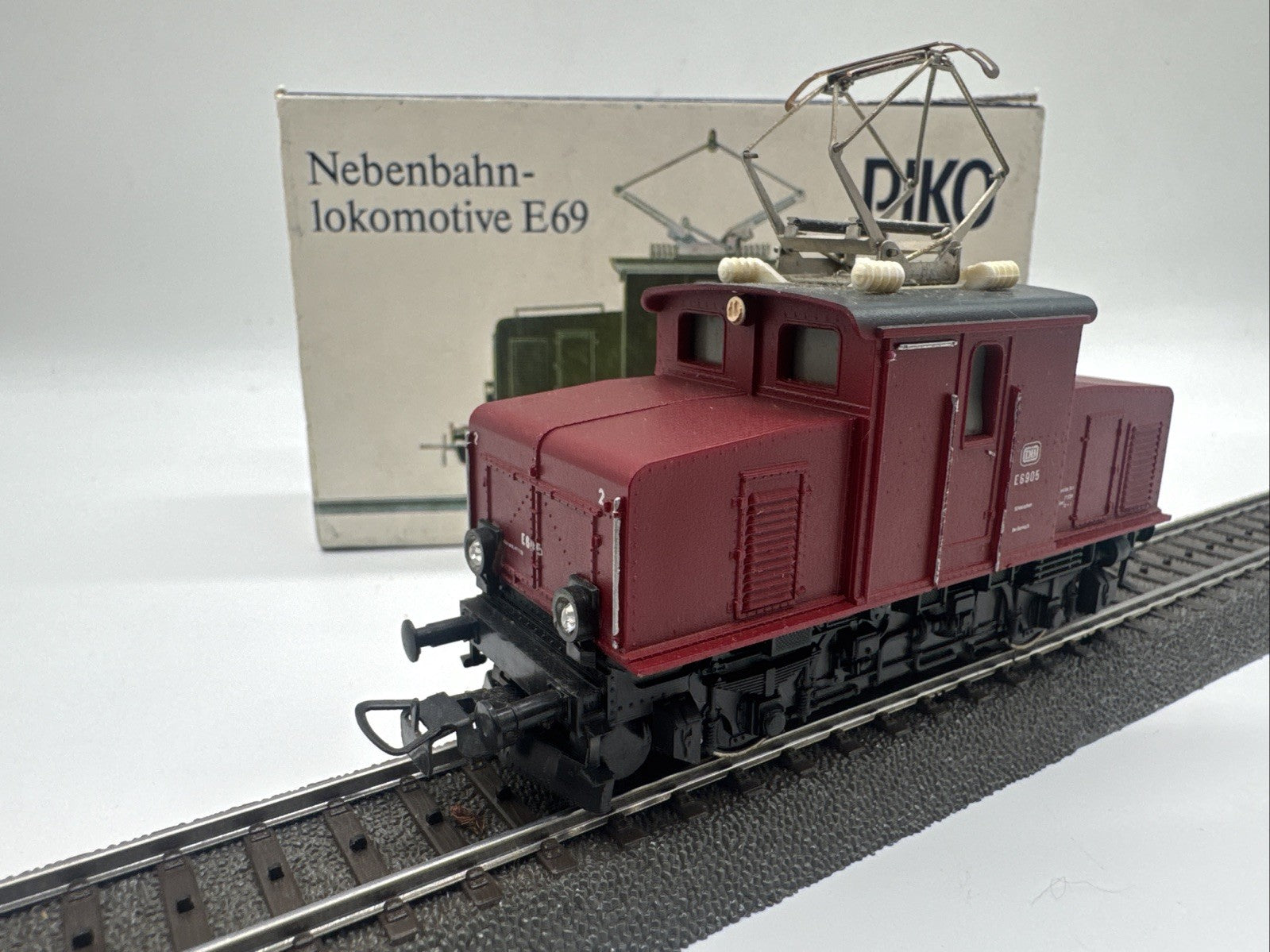 Piko H0 Nebenbahnlokomotive E69 DB E6905 1:87 Elektrolokomotive E-Lok #86