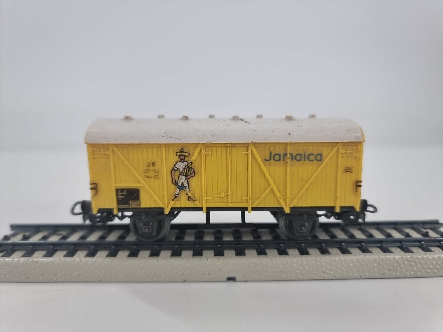 Märklin HO 4509 Gedeckter Güterwagen. “Jamaica” 