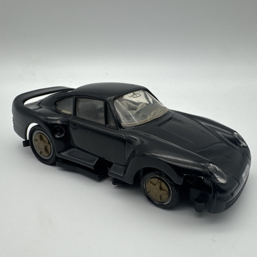 Carrera Servo 140  Porsche Carrera 944 in schwarz