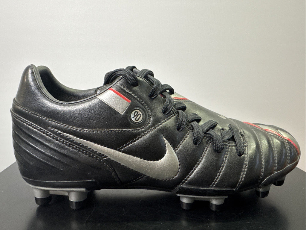 Nike Total 90 Gr. 40,5 Fußballschuh Shift Plus FG