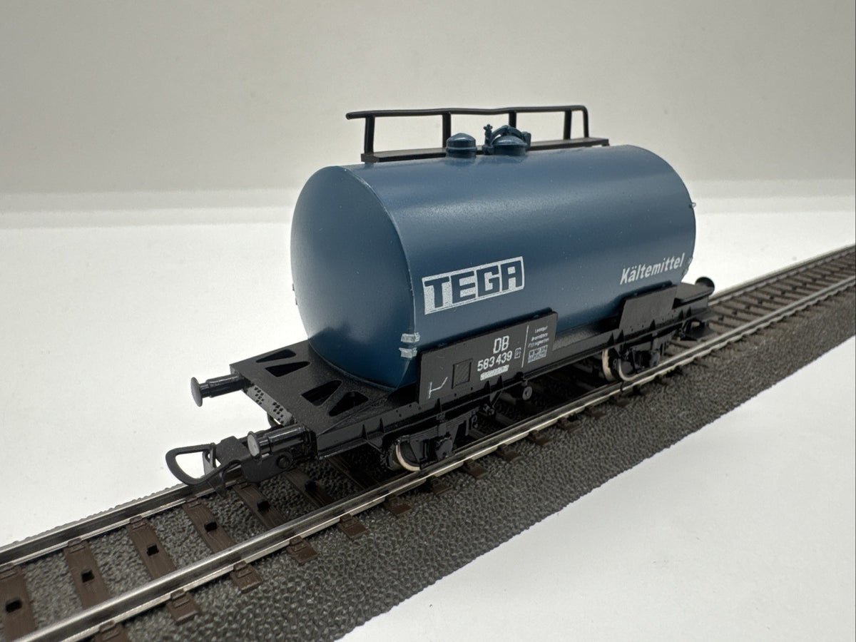 blauer Güterwagen / Kesselwagen TEGA  DB 583 439 in Größe H0 #151