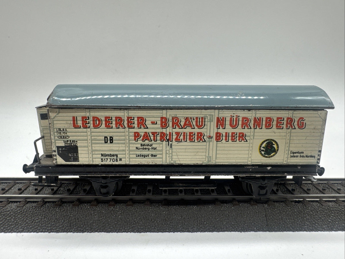 2x Trix Express H0 DC 3L 20/80 Blech Bierwagen Lederer Bräu DB #770